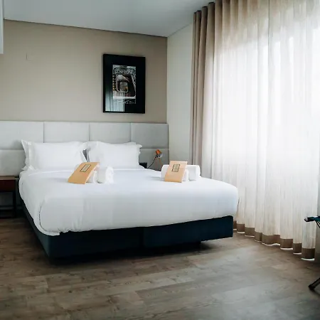 Отель Next Level Premium Лиссабон