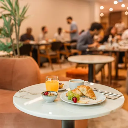 Next Level Premium 3*